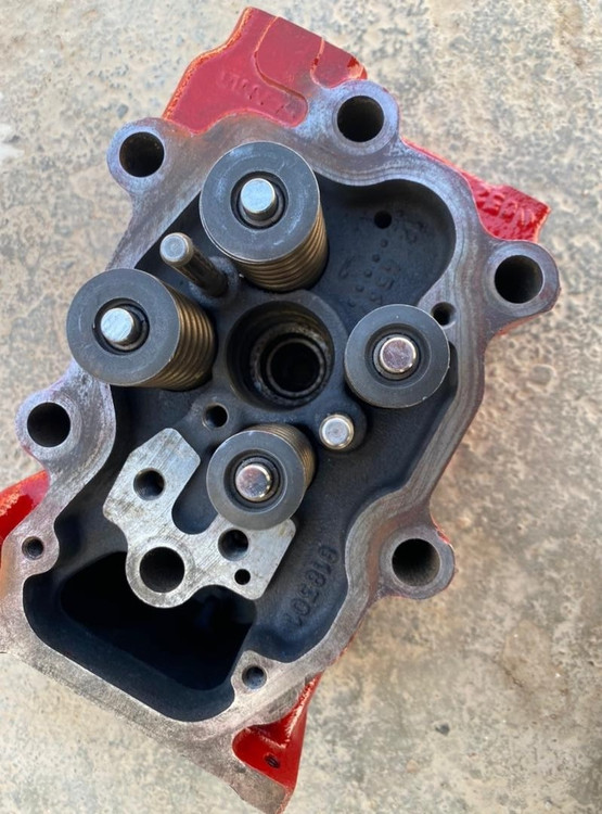 سرسیلندر ژنراتور اسکانیا ، اتوبوس گازسوز (5 سیلندر) موتور قرمز ( کامل آماده نصب) همراه با چند نکته در مورد فیلرگیری اینگونه موتورها