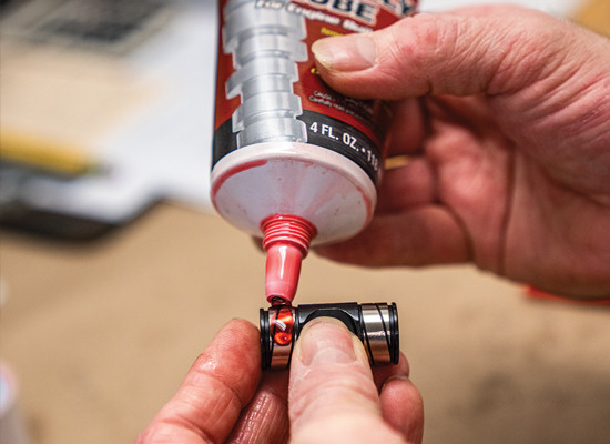 روغن مونتاژ موتور امزویل AMSOIL (امس اویل) اصلی AMSOIL Engine Assembly Lube